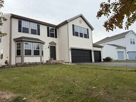 1015 Bayhill Ln in Shorewood, IL - Building Photo