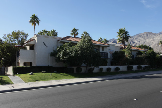 Ramon Apartments in Palm Springs, CA - Building Photo - Building Photo