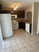 Villas De Nolana in McAllen, TX - Foto de edificio - Building Photo