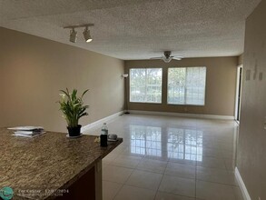 6283 La Costa Dr in Boca Raton, FL - Building Photo - Building Photo