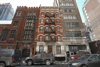 346 W 36th St in New York, NY - Building Photo - Building Photo