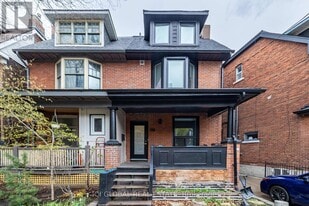 12 Rusholme Park Crescent in Toronto, ON - Building Photo
