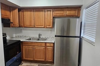 730 SW 4th St in Dania Beach, FL - Building Photo - Building Photo