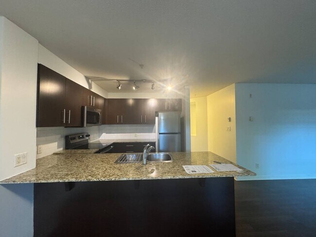 11665 Haney Byp in Maple Ridge, BC - Building Photo - Building Photo