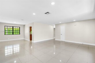 20110 SW 84th Pl in Cutler Bay, FL - Building Photo - Building Photo