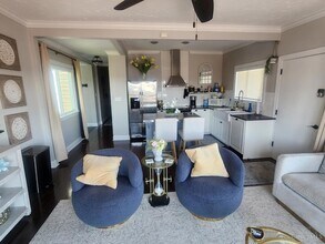 399 Oregon St in Cincinnati, OH - Building Photo - Building Photo