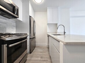 1735 York Ave in New York, NY - Building Photo - Building Photo