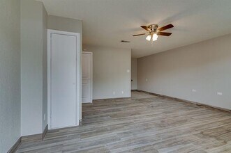 5322 Lovell Ave in Fort Worth, TX - Building Photo - Building Photo