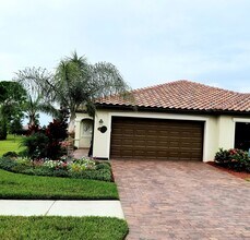 12604 Garibaldi Ln, Unit 1517-319 Jarvis St, Toron in Venice, FL - Building Photo - Building Photo