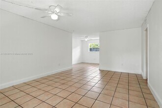 10848 NE 3rd Ct in Miami, FL - Building Photo - Building Photo