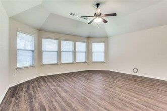 5824 Silverton Ave in McKinney, TX - Building Photo - Building Photo