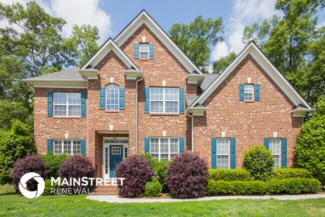 property at 2825 Chip Shot Dr