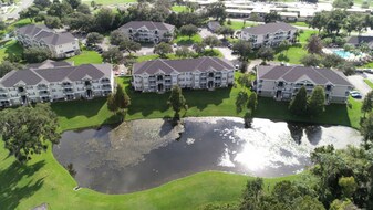 Sunset Lakes in Lakeland, FL - Building Photo