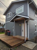 5209 S Pine St, Unit A in Tacoma, WA - Building Photo