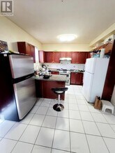 5 Pantomine Blvd in Brampton, ON - Building Photo - Building Photo