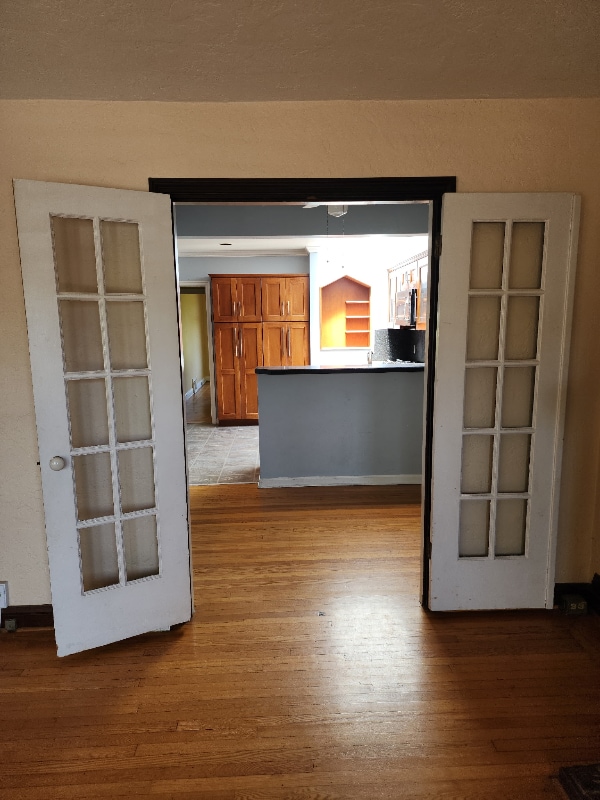 210 Poplar Ave in San Bruno, CA - Building Photo - Building Photo