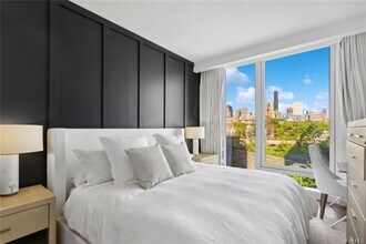 50 Bridge Park Dr, Unit 6D in Brooklyn, NY - Building Photo - Building Photo