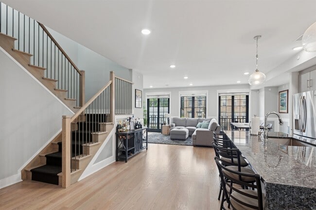 299 New York Ave in Jersey City, NJ - Building Photo - Building Photo