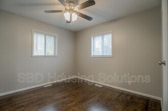 9524 Wallace Ave in Kansas City, MO - Building Photo - Building Photo