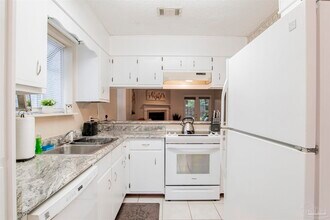 2813 Langley Ave in Pensacola, FL - Building Photo - Building Photo