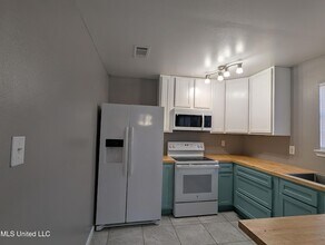 2909 57th Ave in Gulfport, MS - Building Photo - Building Photo