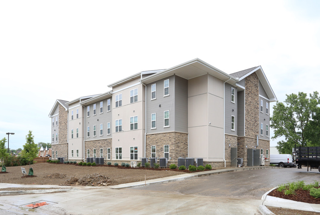 Laurel Green in Columbus, OH - Building Photo