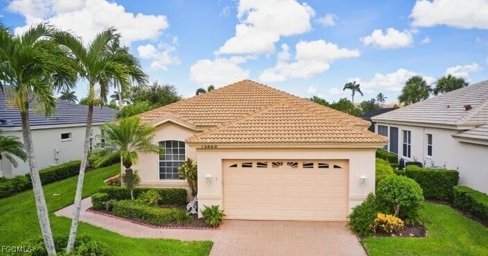 16460 Edgemont Dr in Ft. Myers, FL - Building Photo