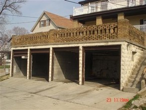 2326 Highland Ave in Cincinnati, OH - Building Photo - Building Photo