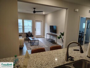 120 NW 148th Terrace in Newberry, FL - Building Photo - Building Photo