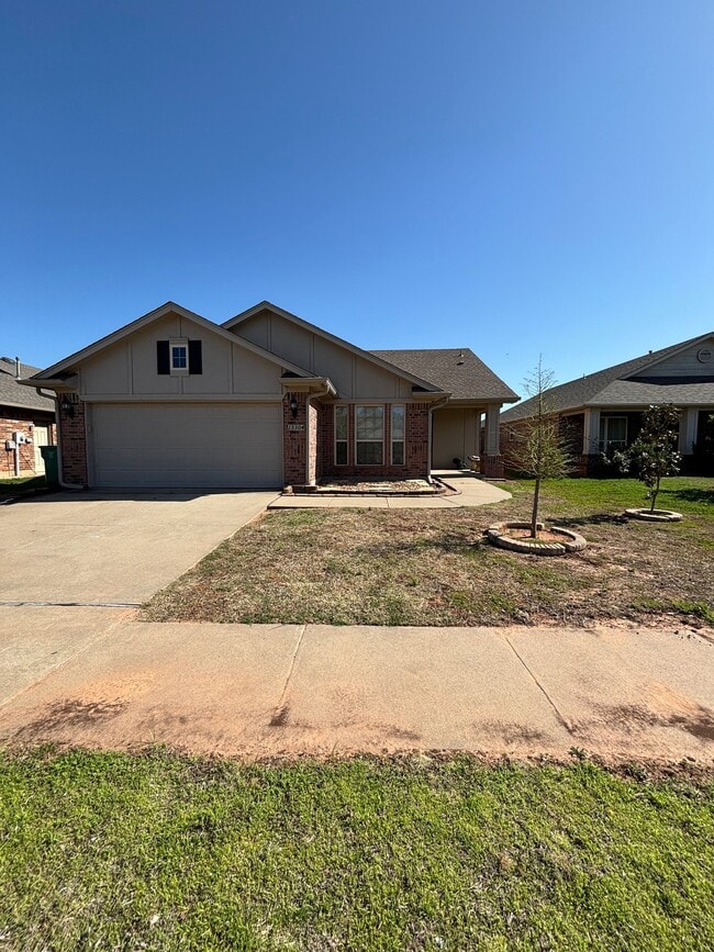 13304 SW 2nd Terrace in Yukon, OK - Building Photo - Building Photo