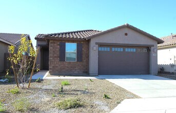 12463 W Kaler Dr in Glendale, AZ - Building Photo - Building Photo