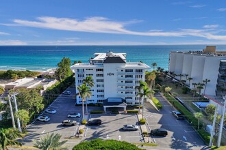 1169 Hillsboro Mile in Hillsboro Beach, FL - Building Photo - Building Photo