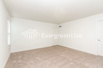 3427 Merton St in Danville, IN - Building Photo - Building Photo