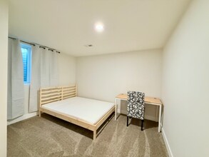 9989 Dodge Dr in Northglenn, CO - Building Photo - Building Photo