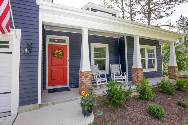 125 Lancashire Ln in Seven Lakes, NC - Building Photo - Building Photo