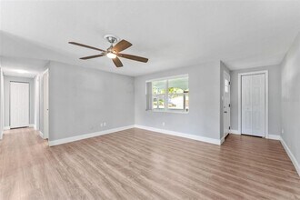 1415 Coppertree Dr in Tarpon Springs, FL - Building Photo - Building Photo