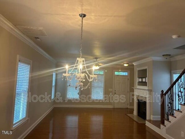 7833 ACC Blvd in Raleigh, NC - Building Photo - Building Photo