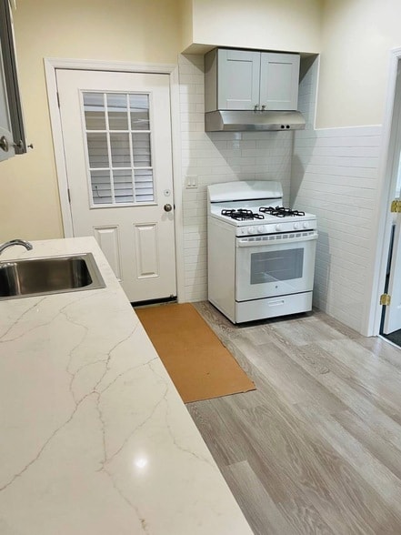 0 Grove St in Glen Cove, NY - Building Photo - Building Photo