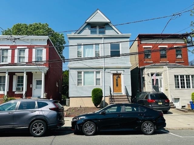 property at 11 W 30th St
