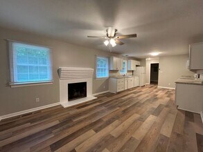 3609 Lynn Rd in Raleigh, NC - Building Photo - Building Photo