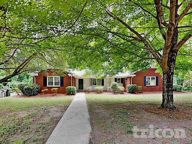 property at 1122 Paramount Cir