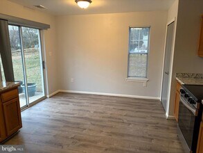 424 Crisfield Dr in Abingdon, MD - Building Photo - Building Photo