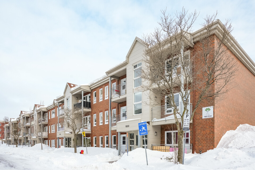 1601 De La Marie-Clarisse Rue in Québec, QC - Building Photo