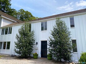 165 Drum Hill Rd in Wilton, CT - Building Photo