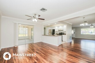1202 MacFarlane Ave in Spring Hill, FL - Building Photo - Building Photo