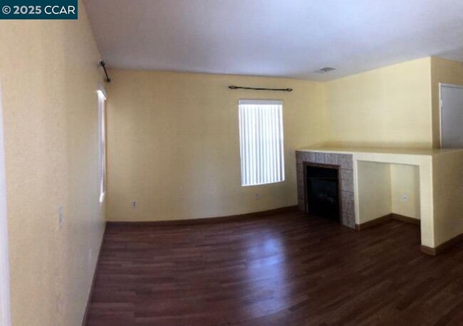 125 Asusena Dr in Palmdale, CA - Building Photo - Building Photo