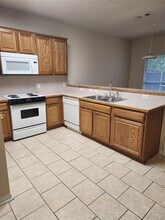 1236 Trailwood Dr in Hurst, TX - Building Photo - Building Photo