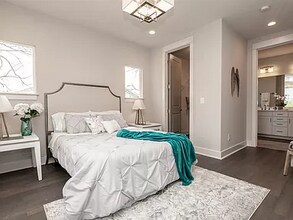 2112 11th Ave N in Nashville, TN - Building Photo - Building Photo