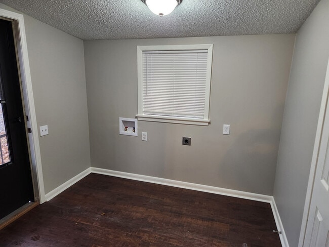 property at 2003 Jones St