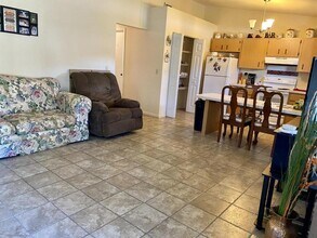 493 N Sams Point in Crystal River, FL - Building Photo - Building Photo